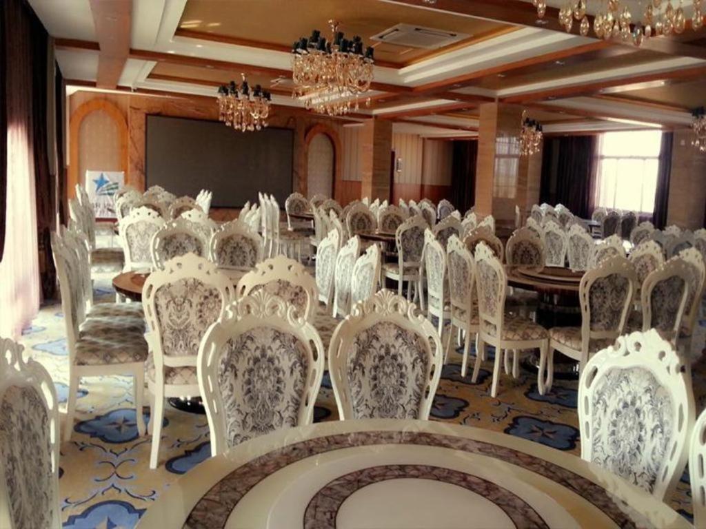 Star World Hotel Naypyidaw Exteriör bild
