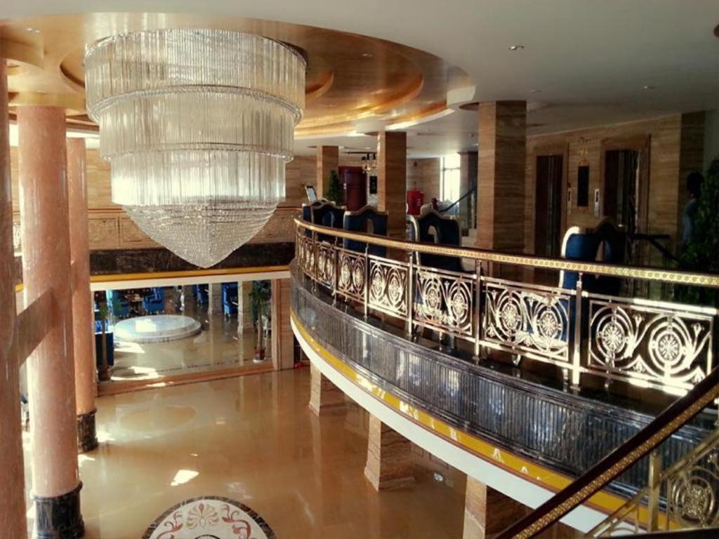 Star World Hotel Naypyidaw Exteriör bild